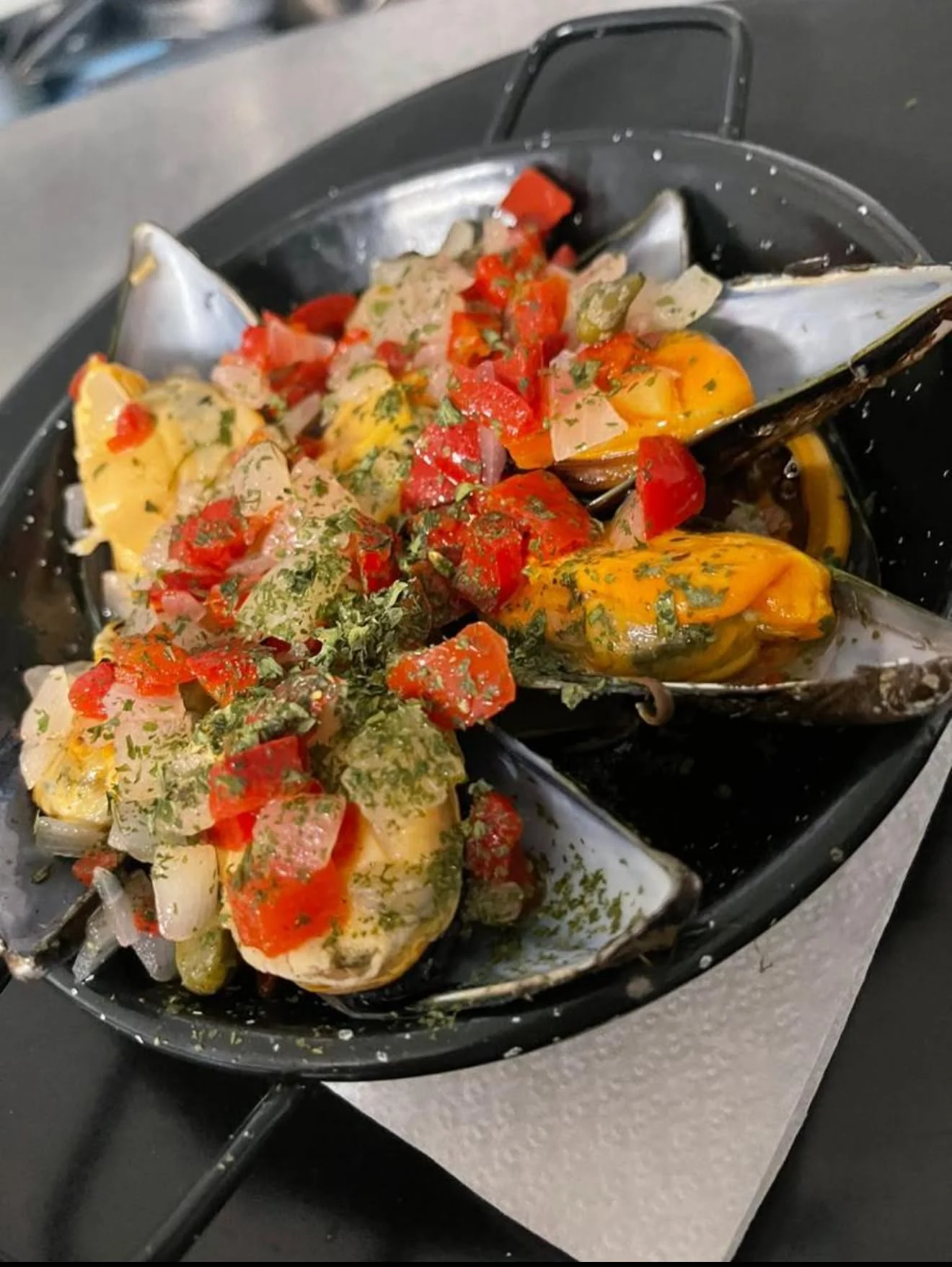 Mussels with vinaigrette at Taberna Malaspina