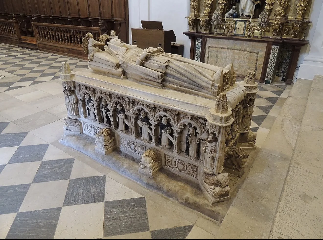 Tomb of Beatriz of Portugal in the Monastery of Sancti Spiritus el Real